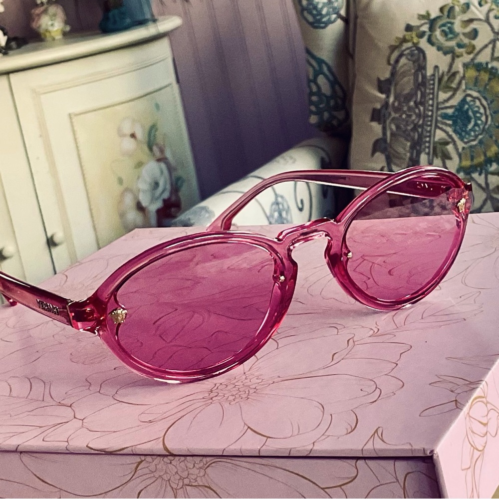 VERSACE MEDUSA TINTED SUNGLASSES - Picture 4 of 11